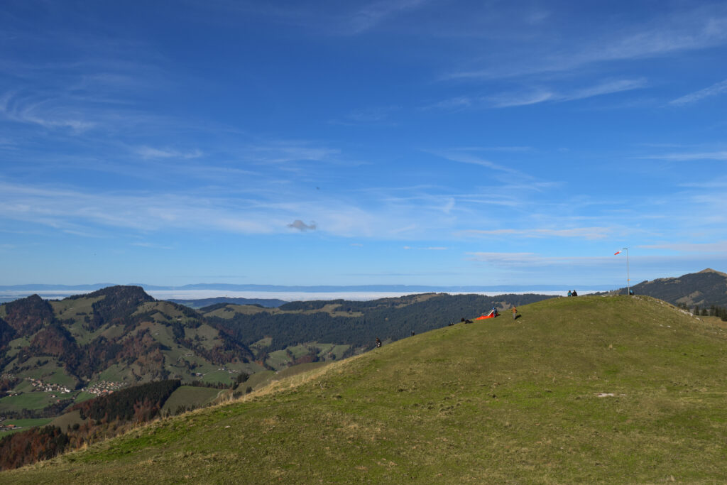 Vue sur la chaîne du Jura depuis Vounetse